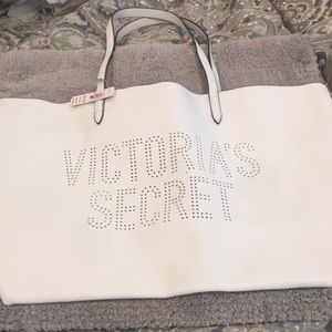 New with tags white leather Victoria’s Secret bag